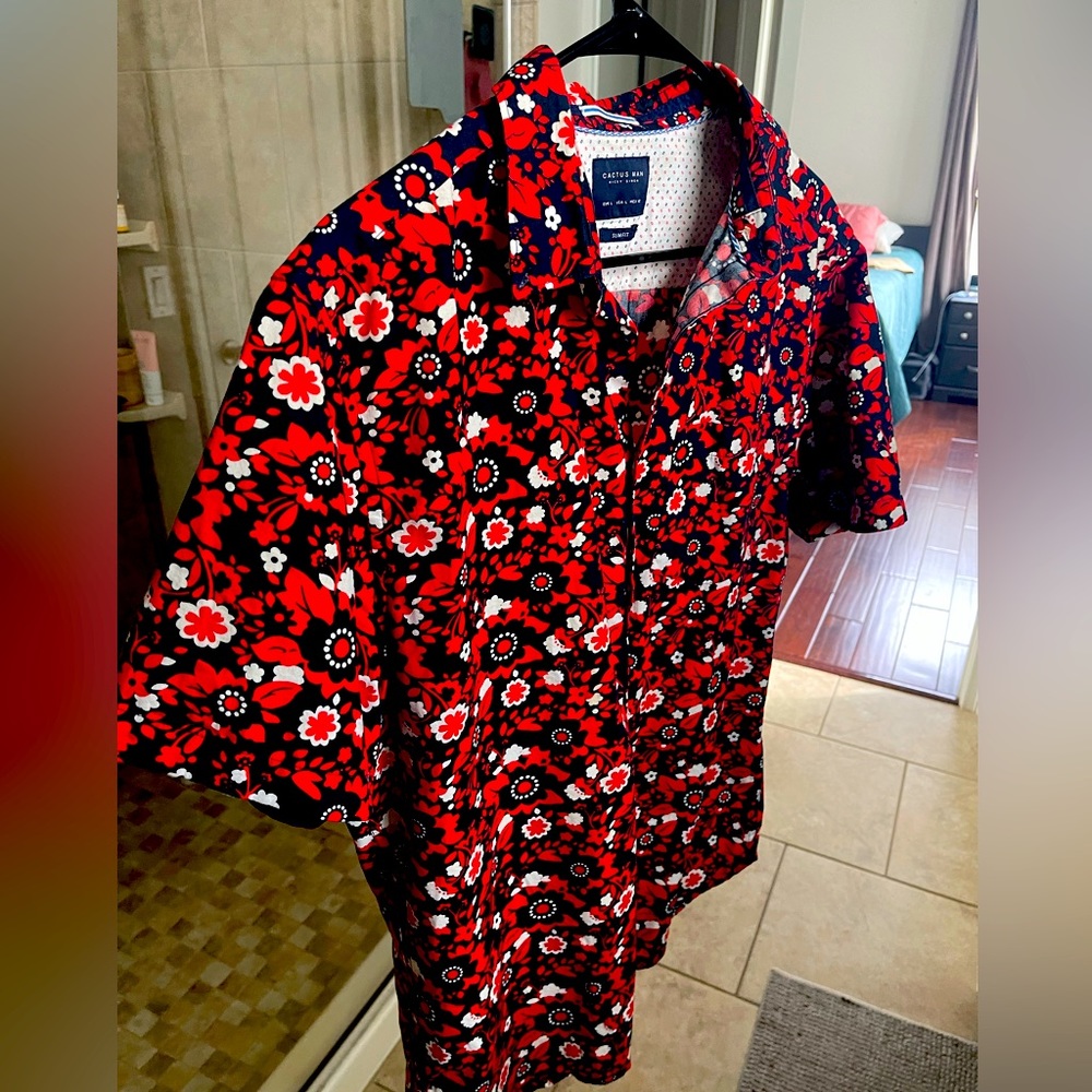 Cactus Man Ricky Singh Red Floral Shirt - Large M